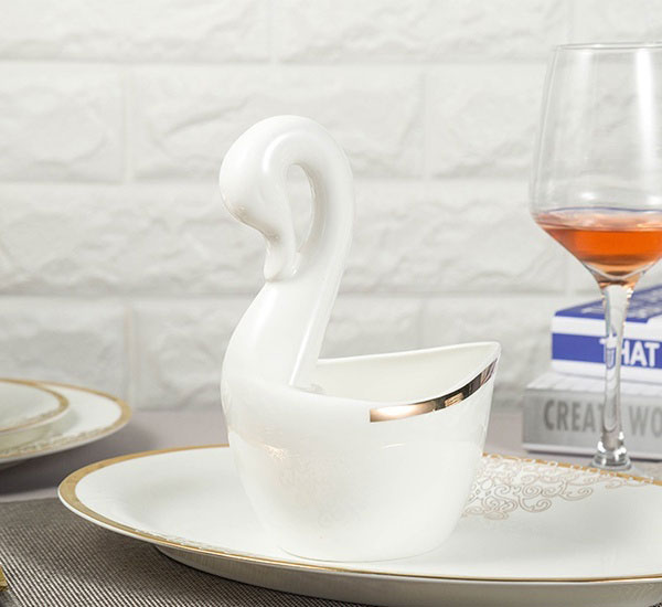 Bộ bát sứ xương hoa văn vàng