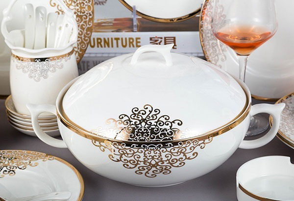 Bộ bát sứ xương hoa văn vàng