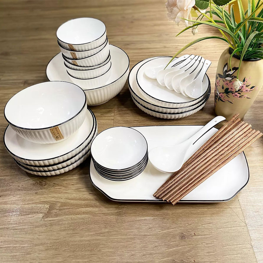 Bộ bát đĩa ăn cơm gia đình sứ trắng viền đen