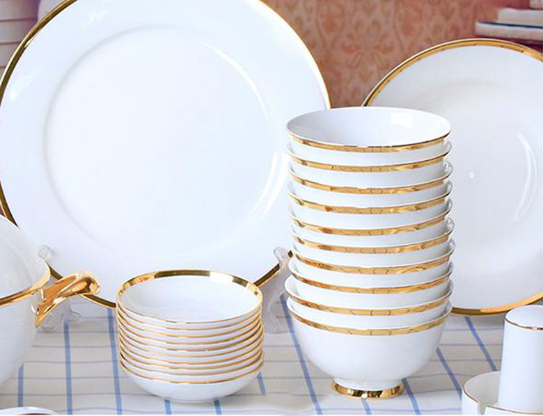 Bộ bát sứ xương trắng viền vàng Royal