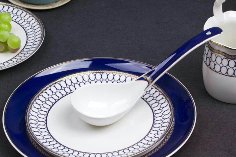 Bộ bát sứ xương tròn xanh kiểu Pháp