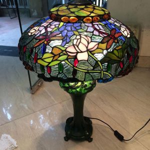 Đèn bàn Tiffany Lotus
