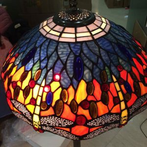 Đèn cây Tiffany chuồn chuồn tím