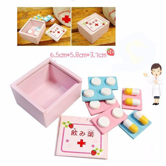 Bộ đồ chơi bác sĩ dâu tây