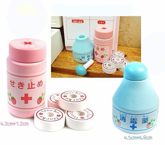 Bộ đồ chơi bác sĩ dâu tây