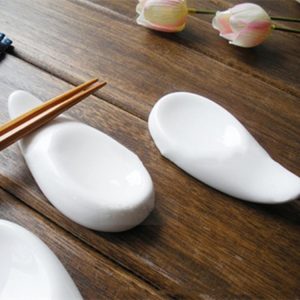 Gác đũa thìa sứ mỏ vịt