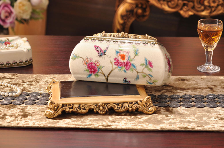 Hộp giấy hoa tím