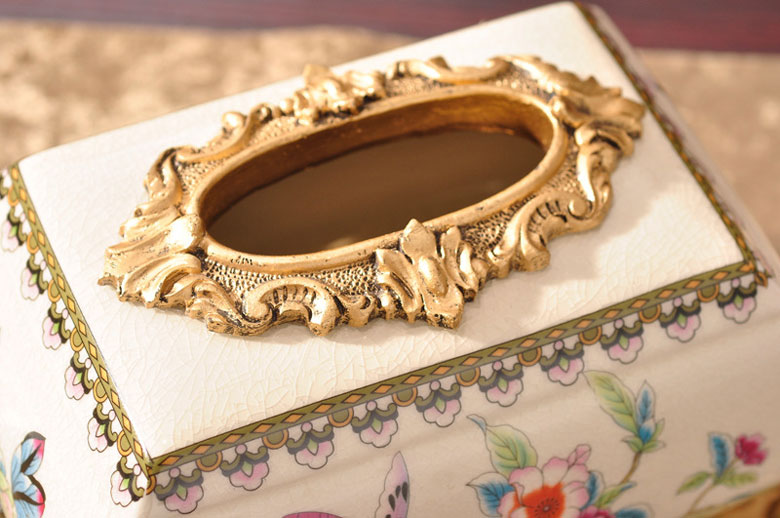 Hộp giấy hoa tím