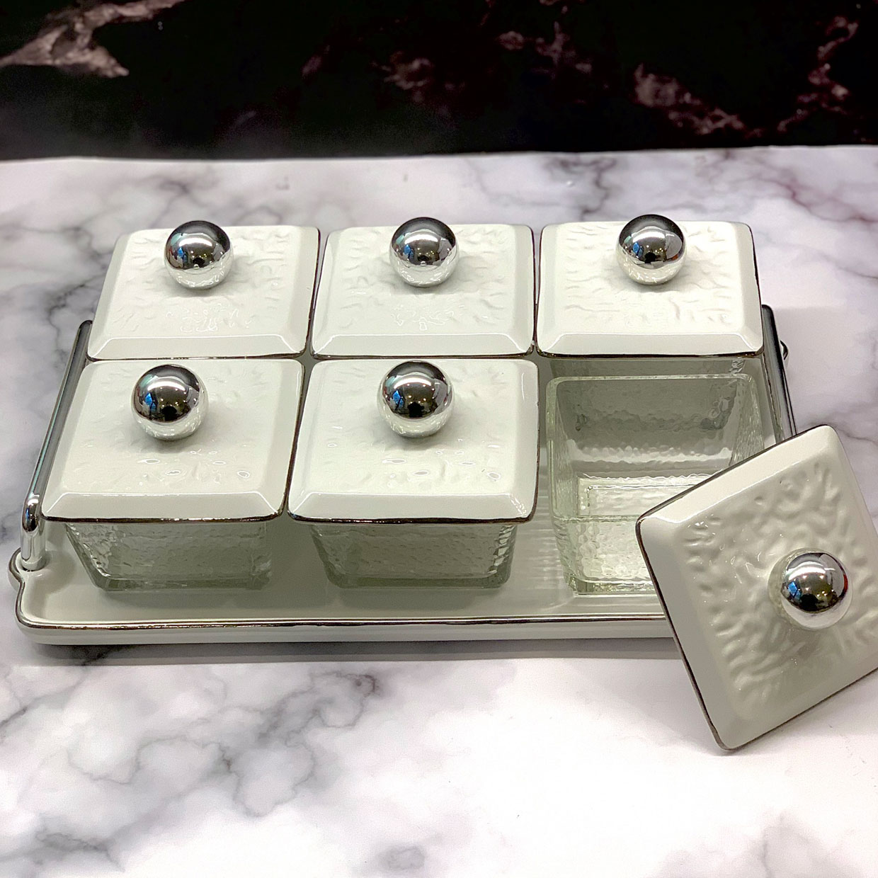 Khay đựng mứt Tết thủy tinh 6 ngăn kèm khay sứ