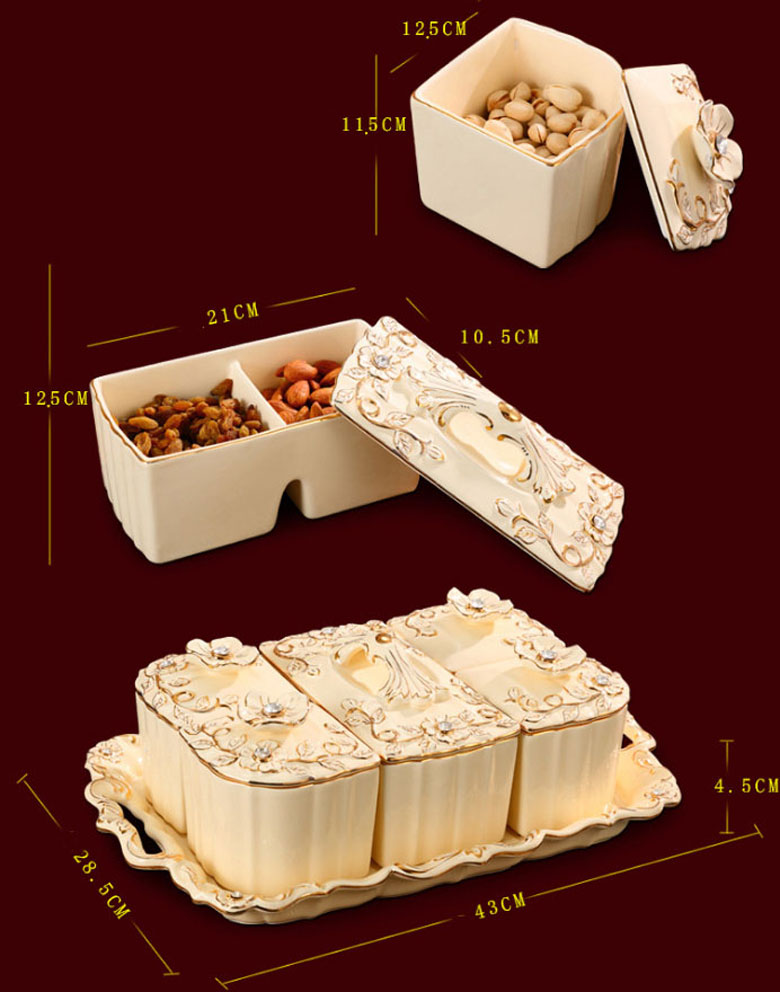 Khay mứt tết