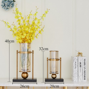 Lọ hoa kèm chân nến trang trí Gold