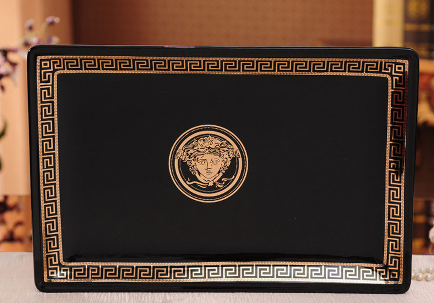 Bộ đồ dùng phòng tắm sứ kèm khay Versace