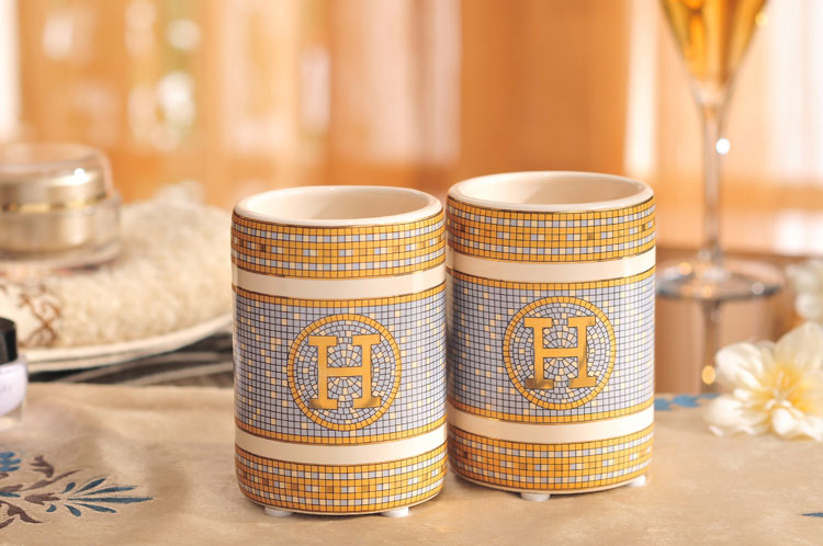 Set trang trí phóng tắm chữ H