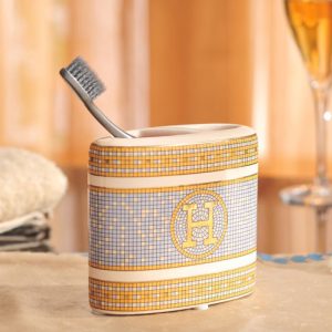 Set trang trí phóng tắm chữ H