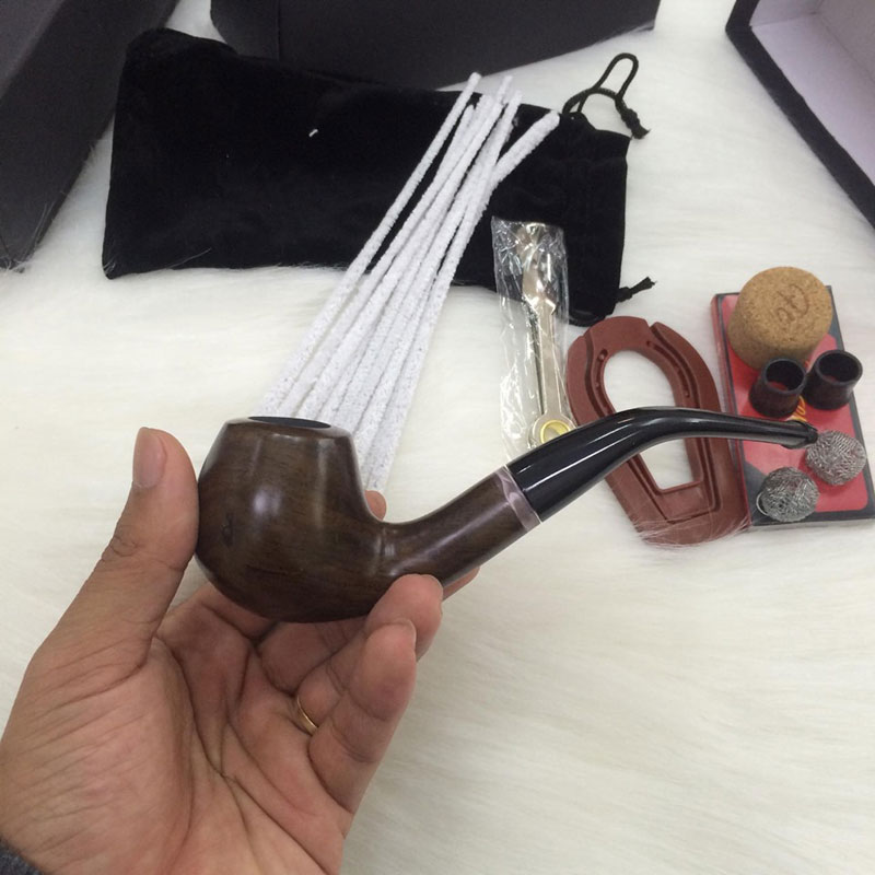 Tẩu gỗ hút cigar