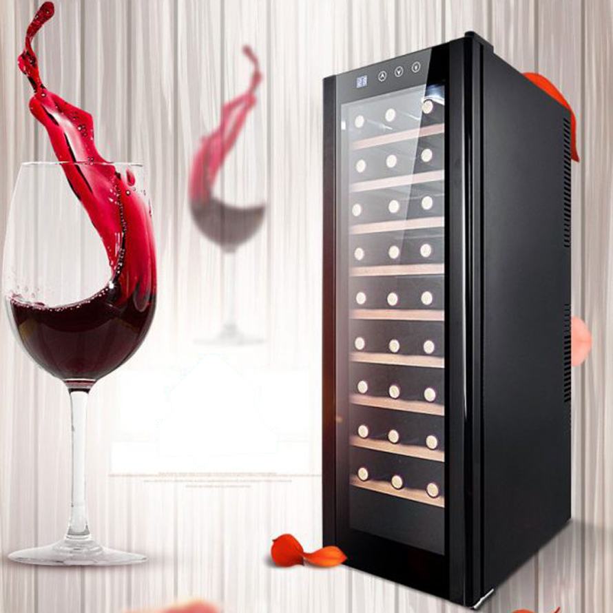 Tủ rượu vang tự động là giải pháp tuyệt vời để lưu trữ các loại rượu vang quý hiếm một cách an toàn và tiện lợi. Bạn chỉ cần đặt chai vào tủ và máy sẽ tự động điều chỉnh nhiệt độ để giữ cho rượu vang luôn tươi ngon như mới.