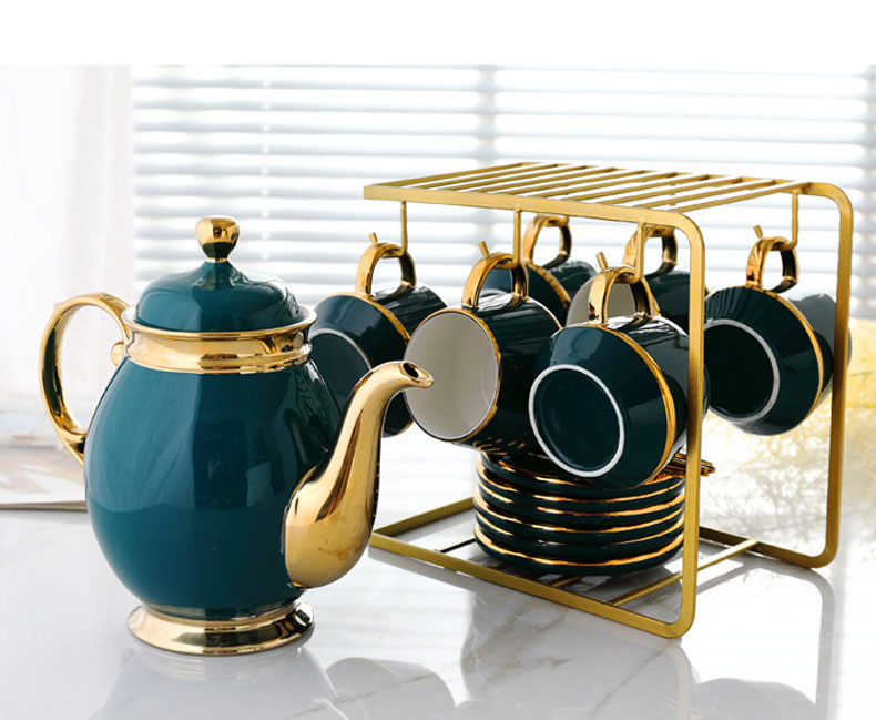 Bộ ấm trà sứ xanh khung treo cốc vàng