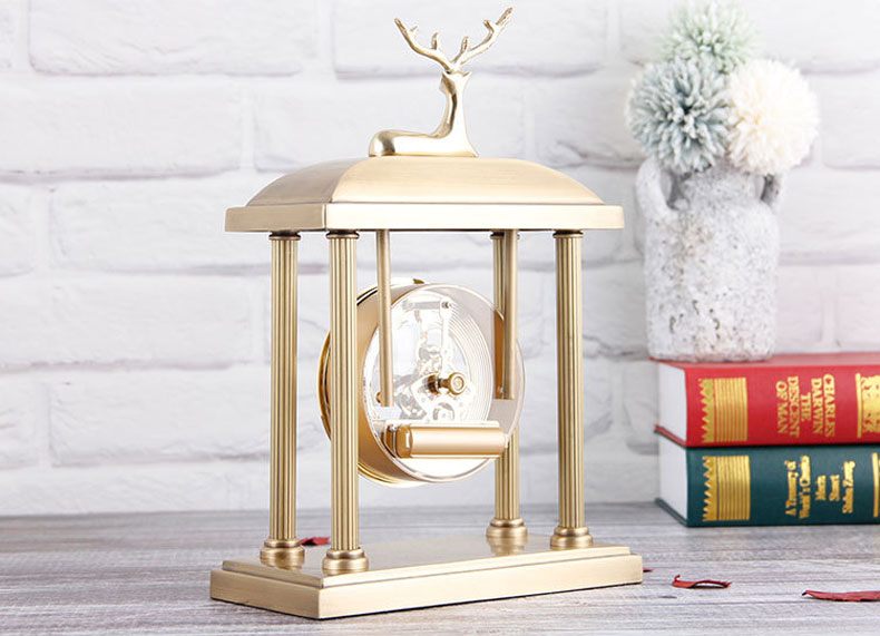 Đồng hồ để bàn decor cổ điển Hươu Lộc