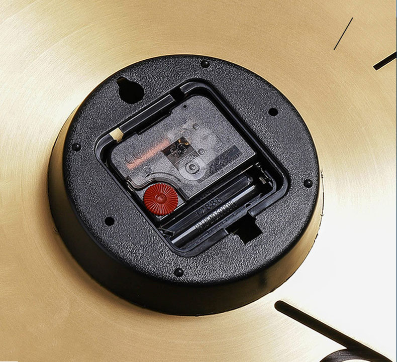 Đồng hồ treo tường sang trọng hươu vàng