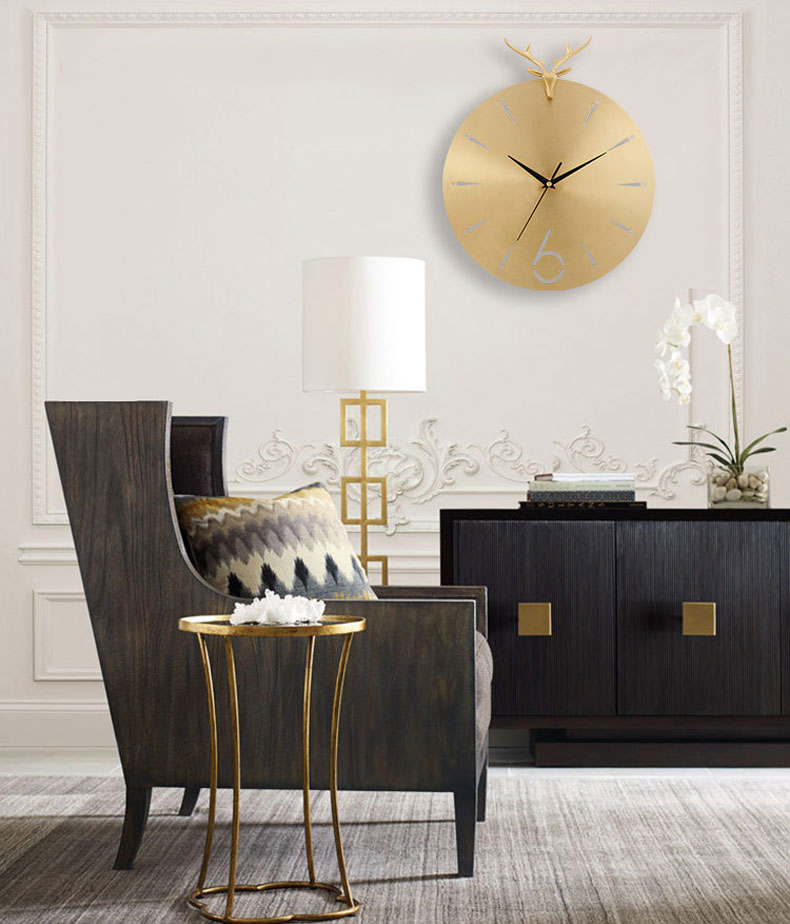 Đồng hồ treo tường sang trọng hươu vàng