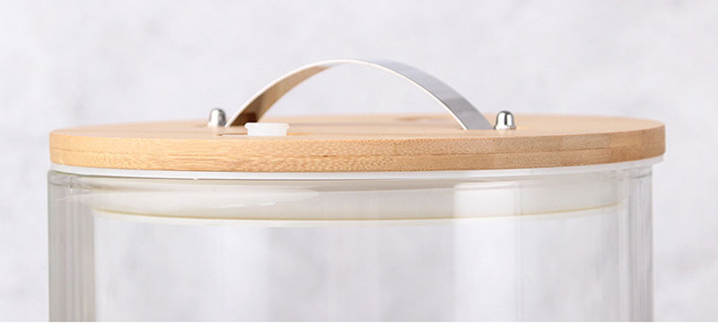 Bình thủy tinh đựng nước ngâm hoa quả ngâm rượu