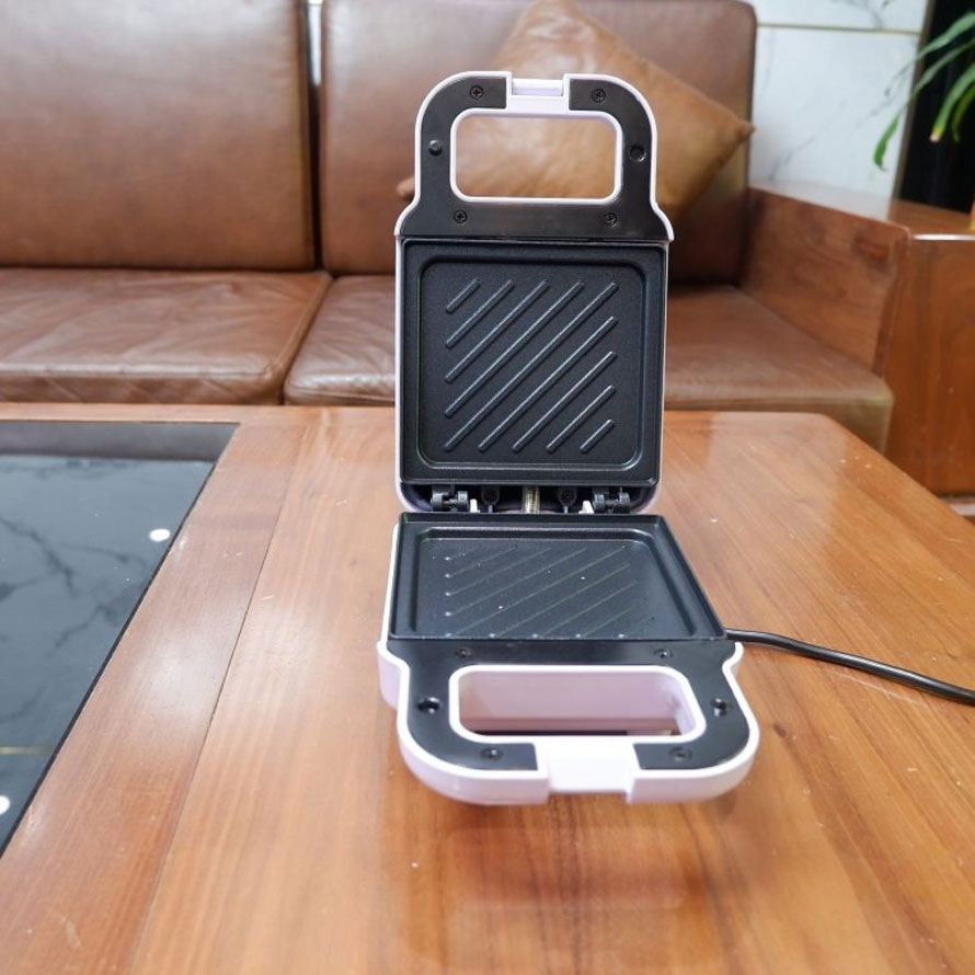 Máy nướng bánh mì kẹp mini SEKA SK560