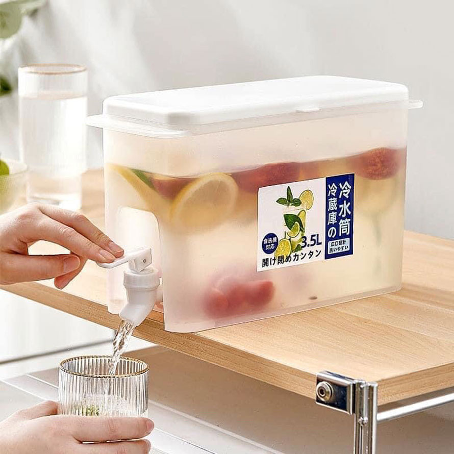 Bình đựng nước có vòi để tủ lạnh