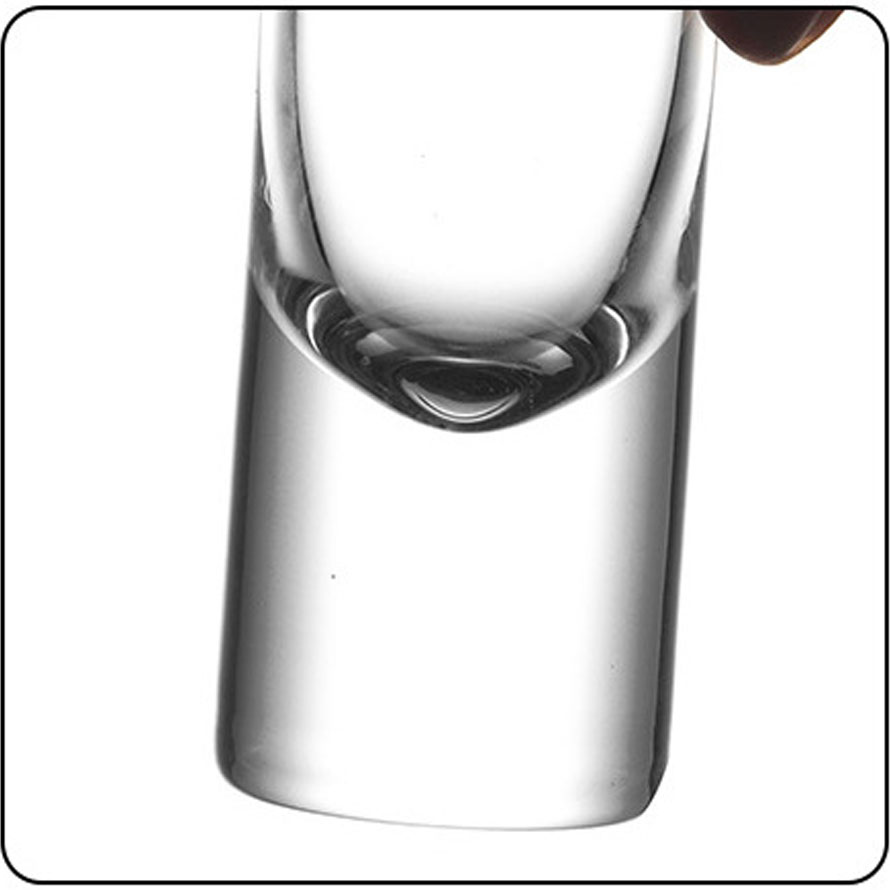 Chén uống rượu thủy tinh